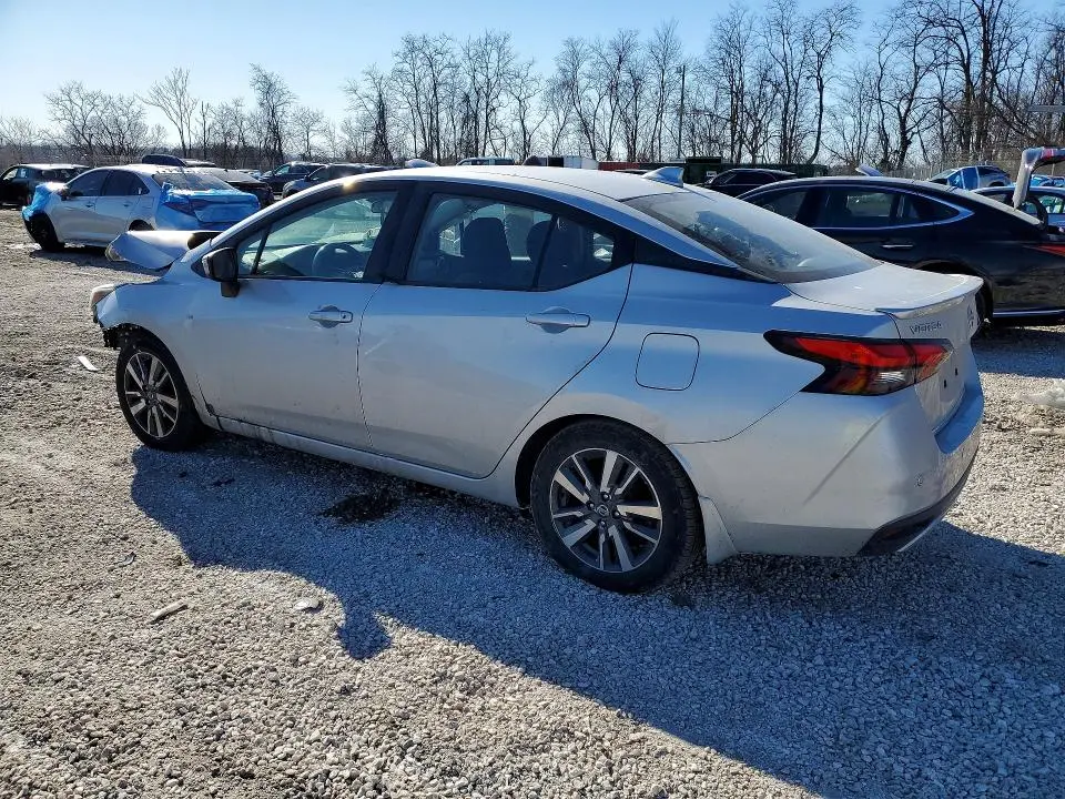 2020 NISSAN VERSA SV  