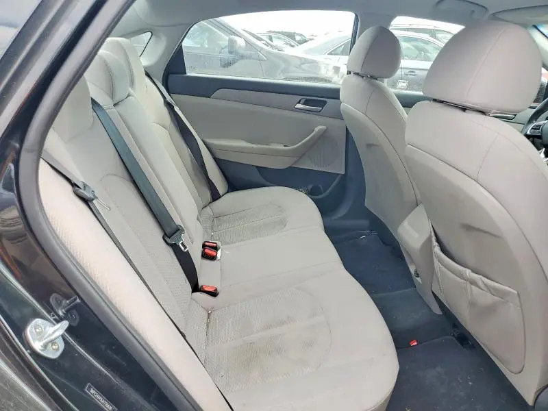 2018 HYUNDAI SONATA SE  