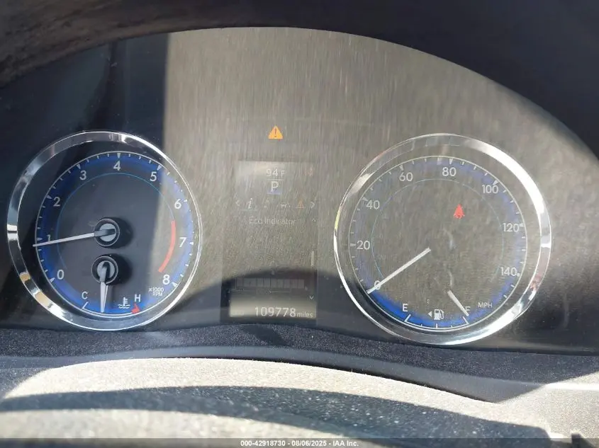 2017 TOYOTA COROLLA SE
