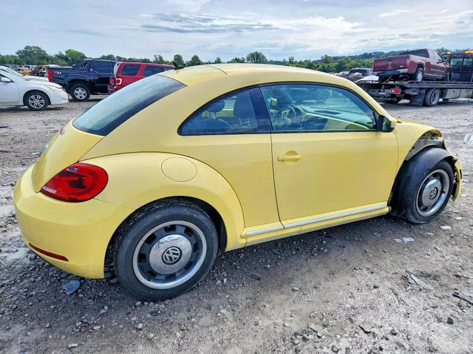 2012 VOLKSWAGEN BEETLE   