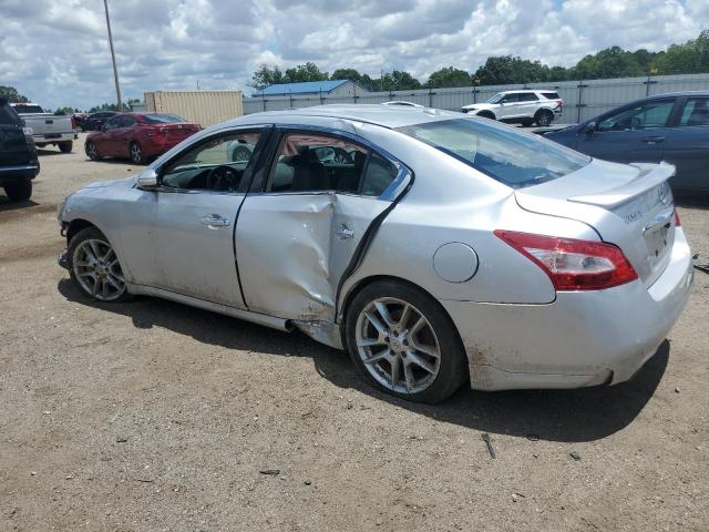 2010 NISSAN MAXIMA S