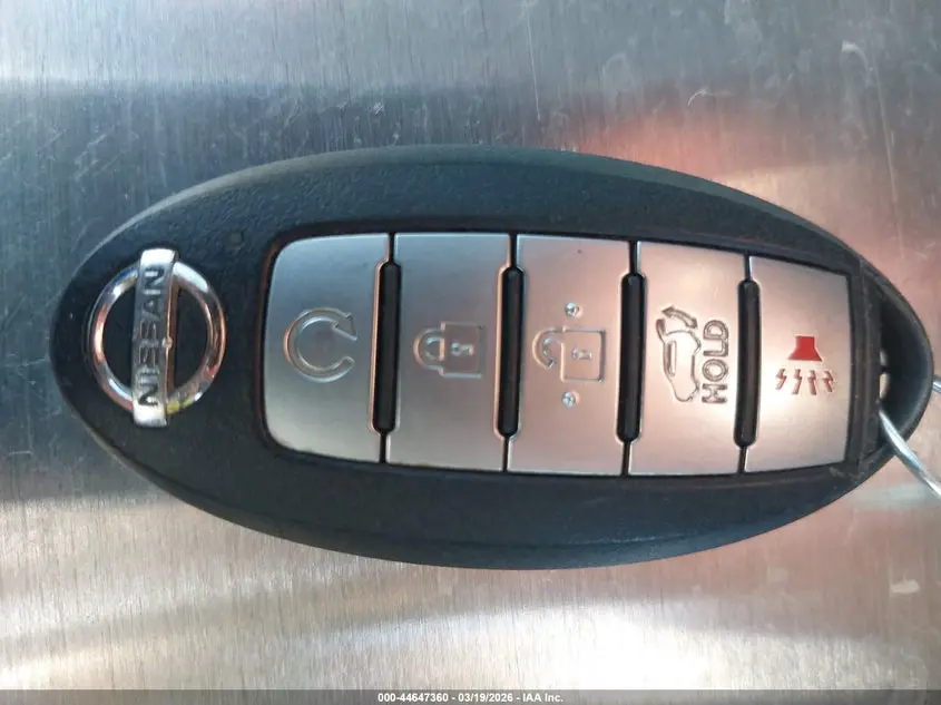 2019 NISSAN ROGUE SV