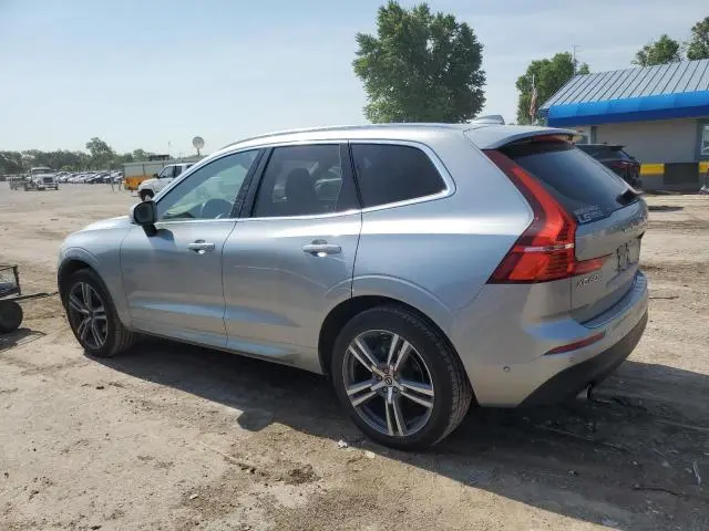 2018 VOLVO XC60 T5 MOMENTUM  