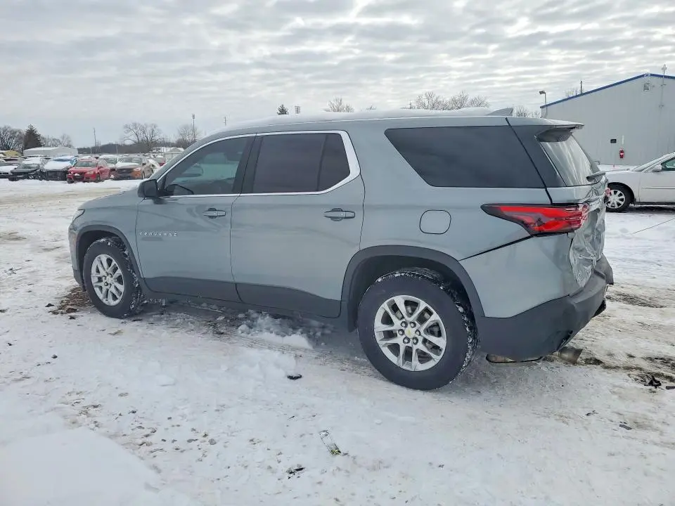 2023 CHEVROLET TRAVERSE LS  