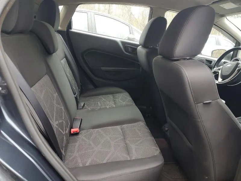 2011 FORD FIESTA SES  