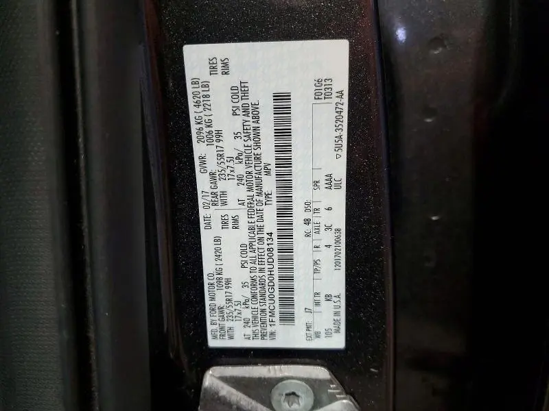 2017 FORD ESCAPE SE  
