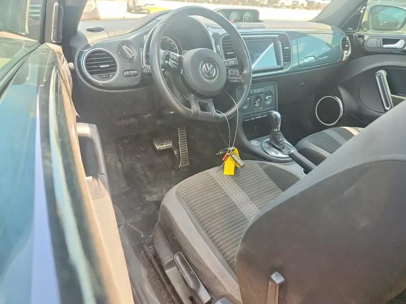 2013 VOLKSWAGEN BEETLE TURBO  