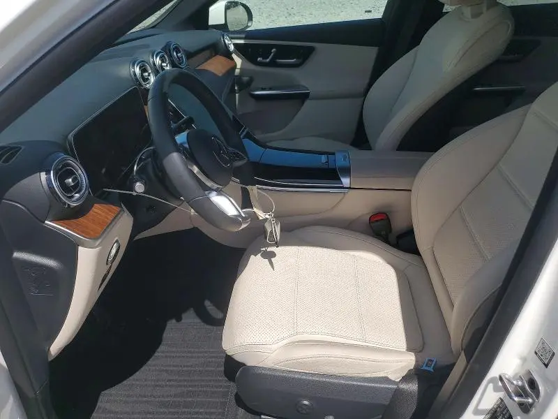 2025 MERCEDES-BENZ GLC 350E  