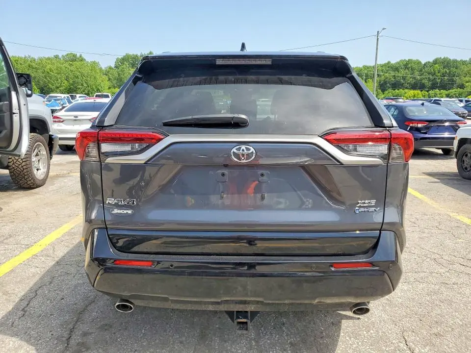 2025 TOYOTA RAV4 XSE  