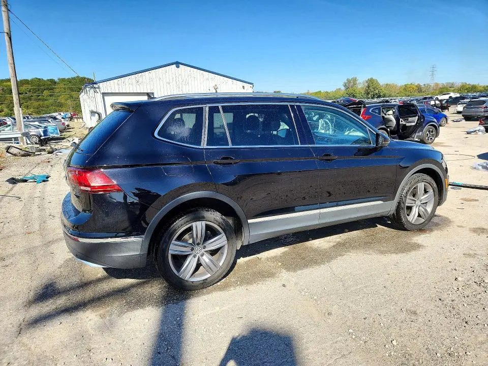 2020 VOLKSWAGEN TIGUAN SE  