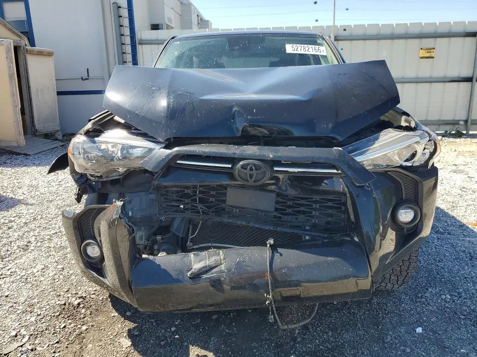 2022 TOYOTA 4RUNNER SR5 PREMIUM  