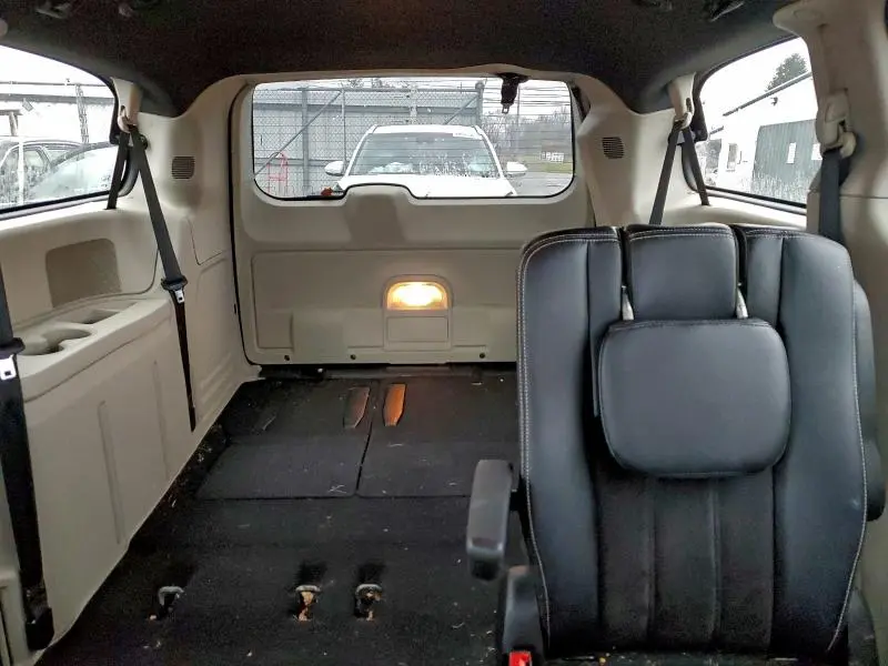 2017 DODGE GRAND CARAVAN SXT  