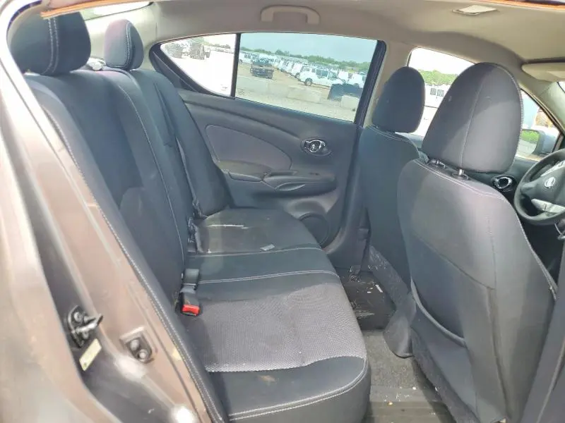 2015 NISSAN VERSA 1.6 SV  
