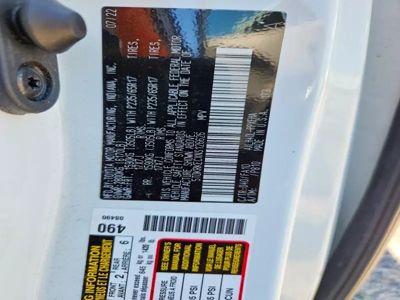 2022 TOYOTA SIENNA LE  