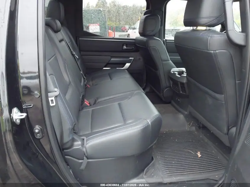 2022 TOYOTA TUNDRA PLATINUM