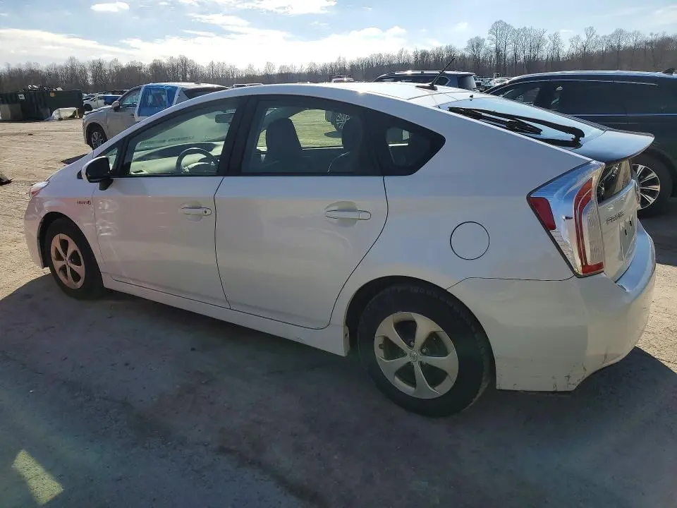 2013 TOYOTA PRIUS THREE  