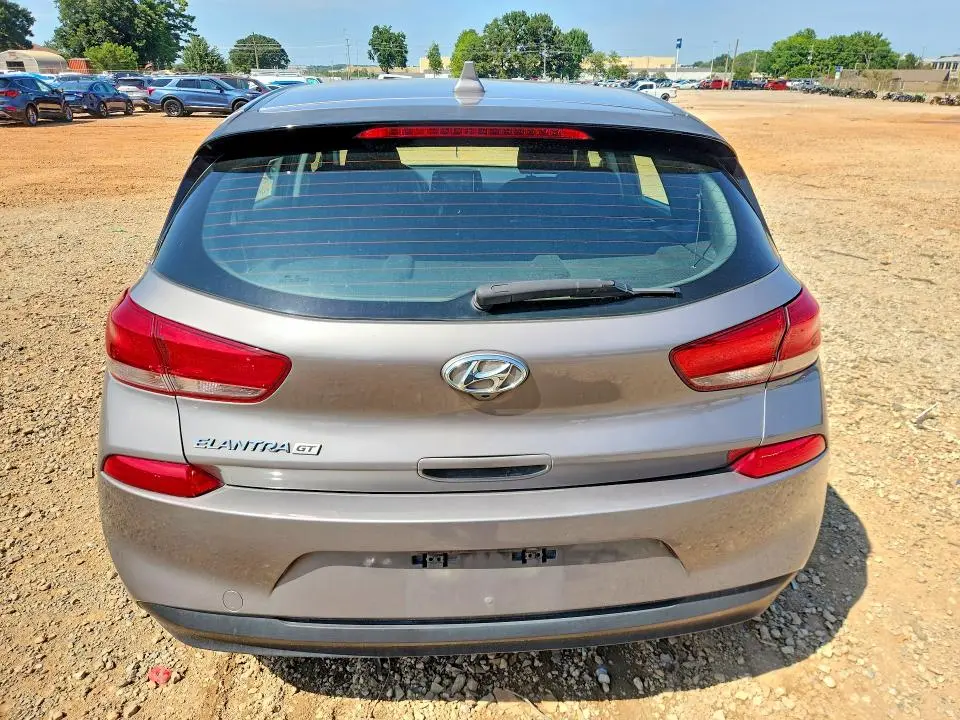 2020 HYUNDAI ELANTRA GT BASE  