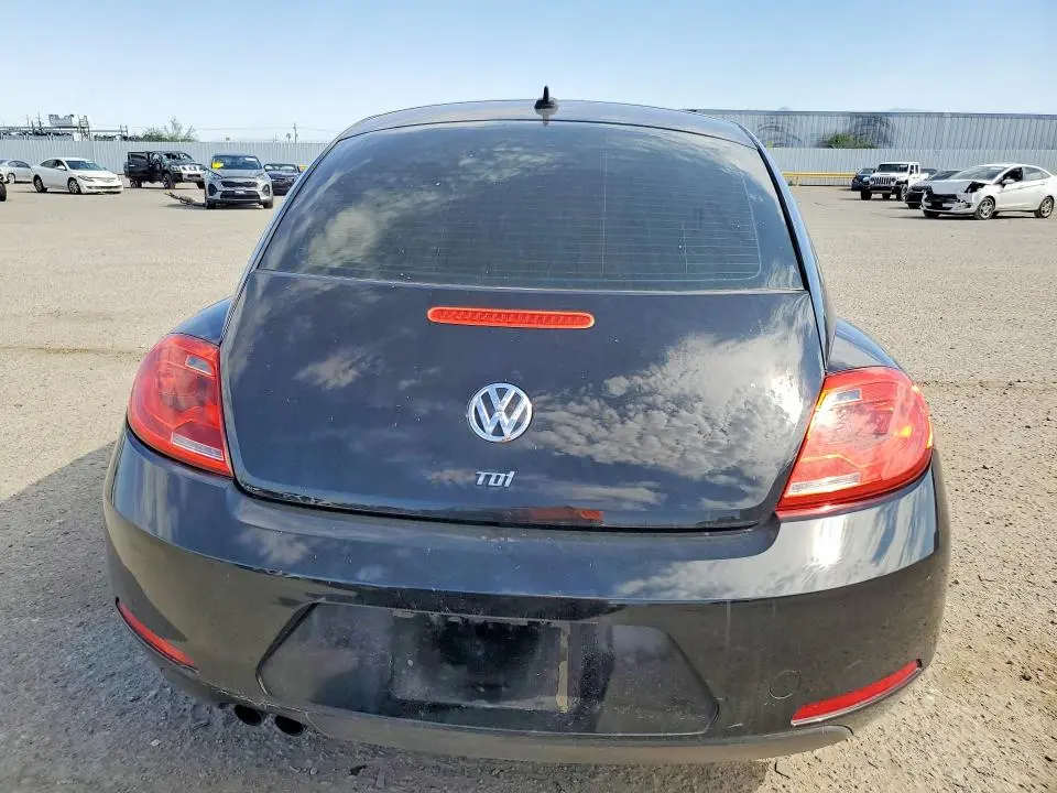 2013 VOLKSWAGEN BEETLE   