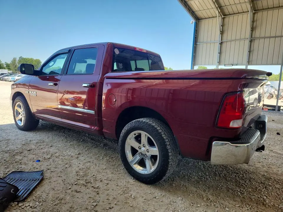2016 RAM 1500 SLT  