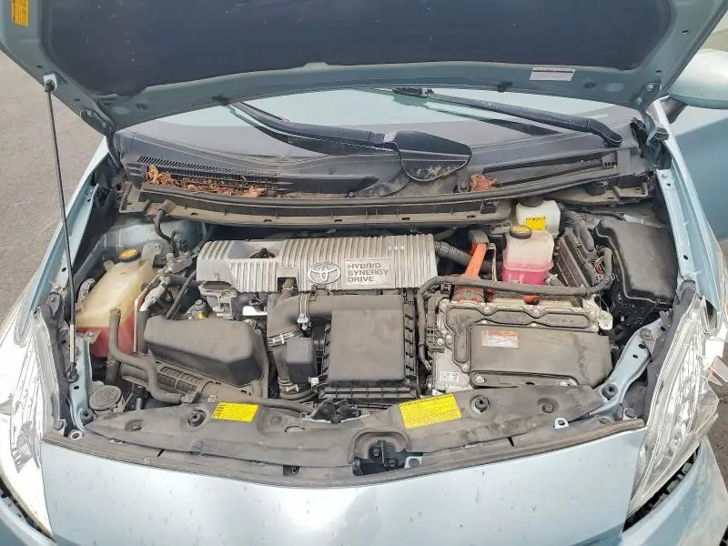 2013 TOYOTA PRIUS TWO  