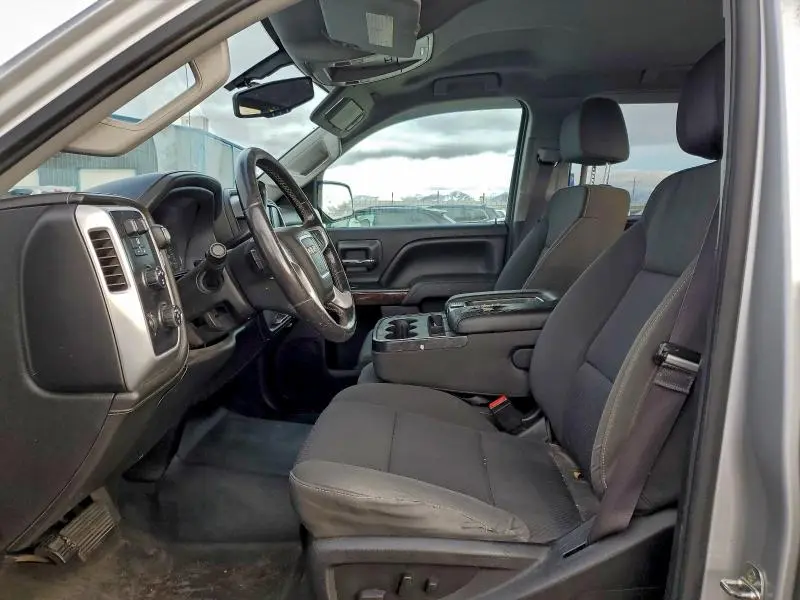 2017 GMC SIERRA K2500 SLE  