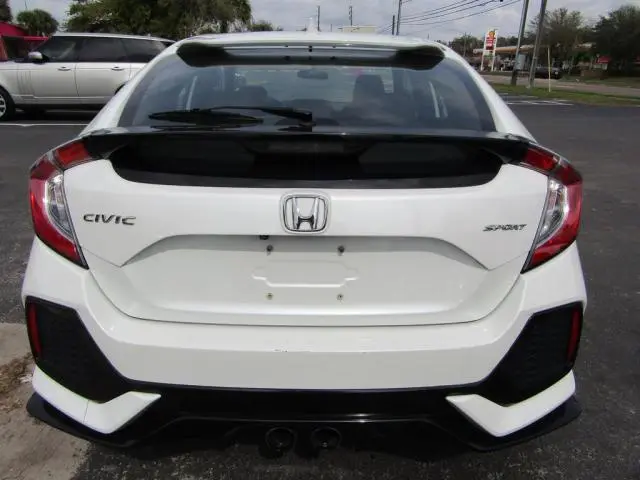 2018 HONDA CIVIC SPORT  