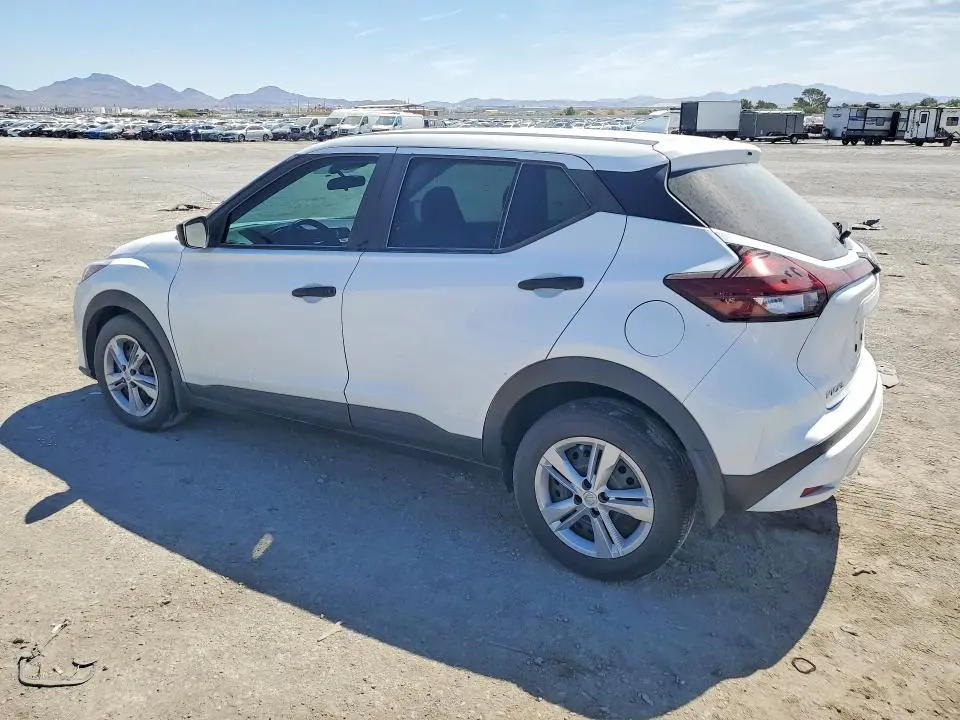 2024 NISSAN KICKS S  
