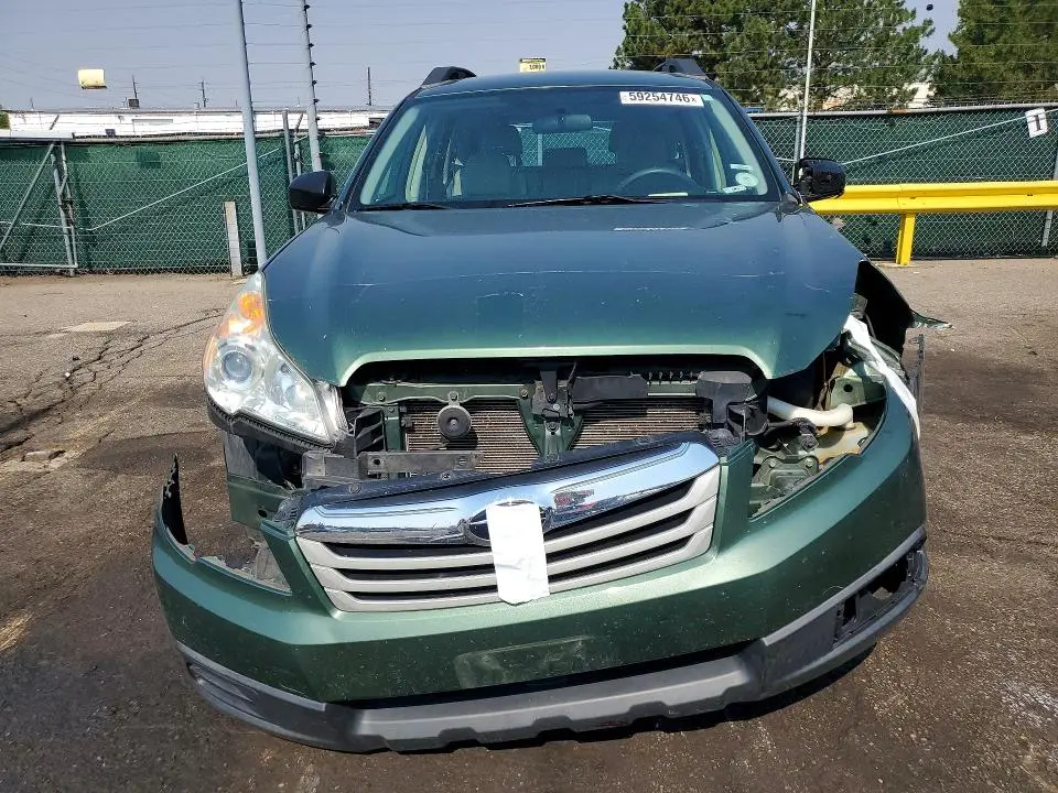2011 SUBARU OUTBACK 2.5I  
