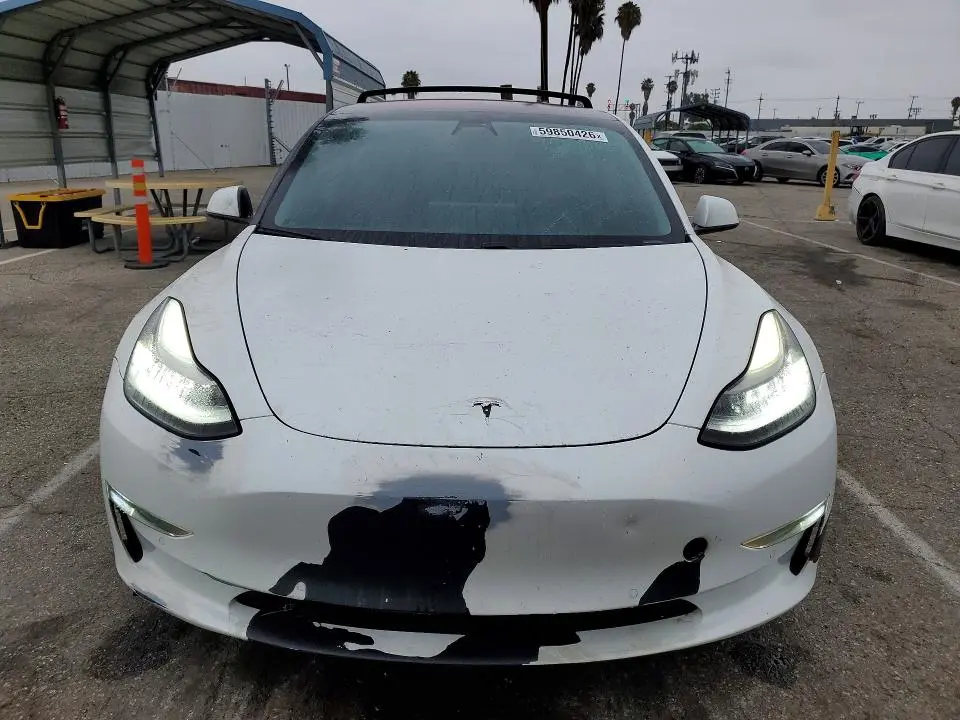 2018 TESLA MODEL 3   