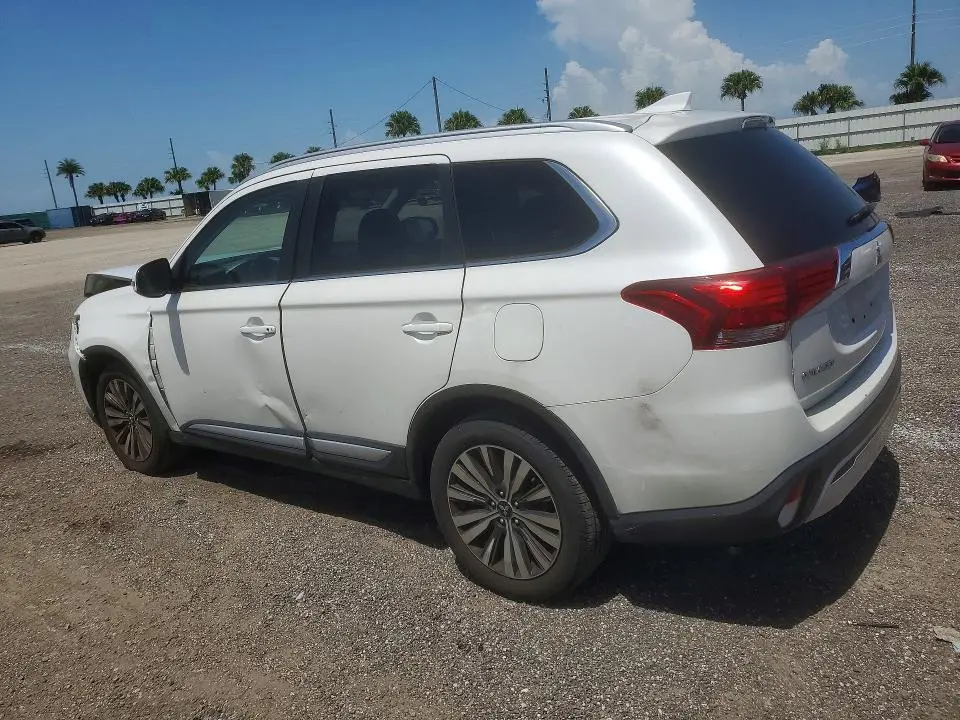 2020 MITSUBISHI OUTLANDER SE  