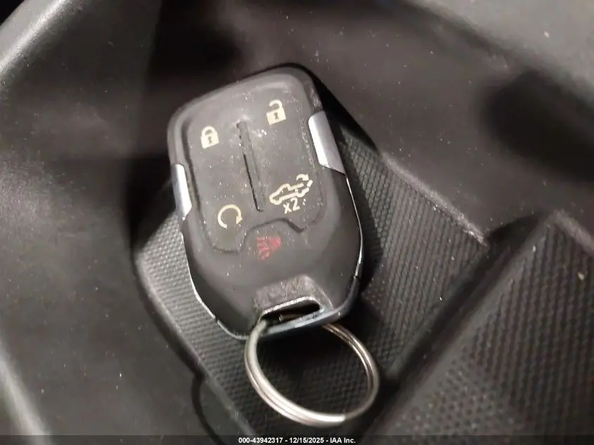 2021 CHEVROLET SILVERADO 1500 4WD  SHORT BED RST