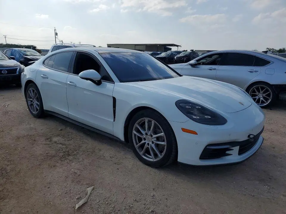 2019 PORSCHE PANAMERA   