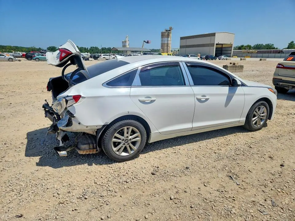 2017 HYUNDAI SONATA SE  