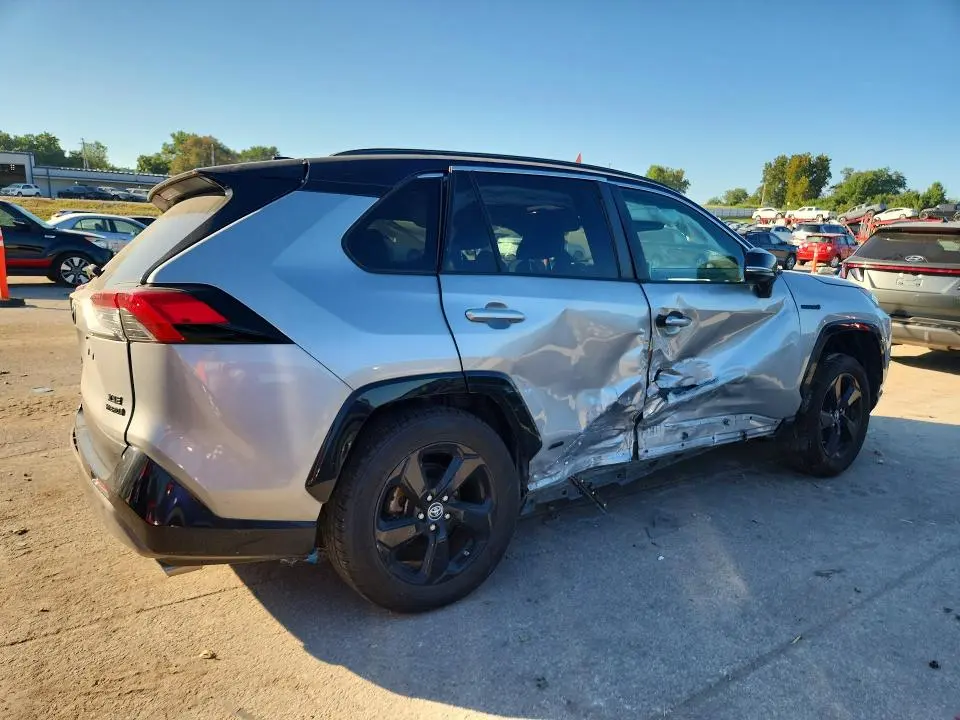 2019 TOYOTA RAV4 XSE  