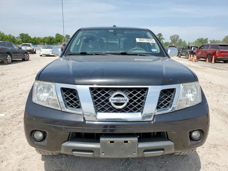 2016 NISSAN FRONTIER S  