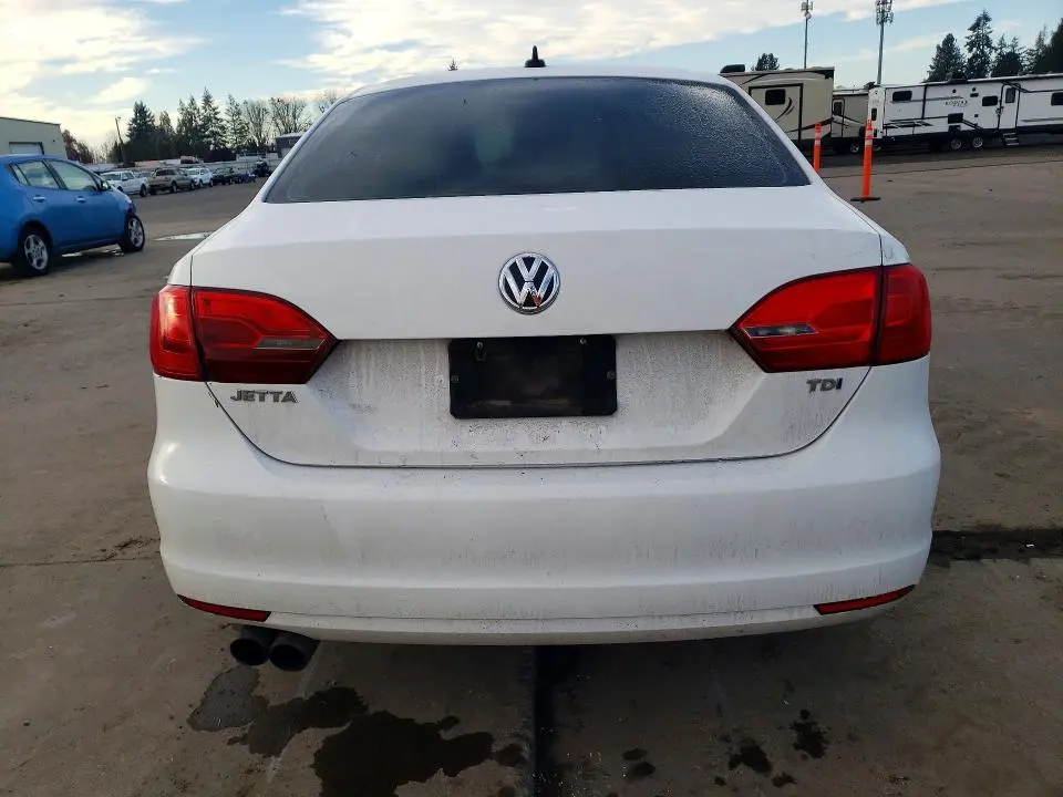 2011 VOLKSWAGEN JETTA TDI  