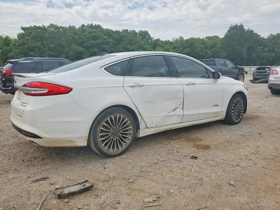 2018 FORD FUSION TITANIUM/PLATINUM HEV  