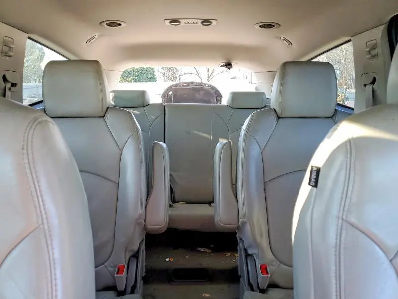 2013 CHEVROLET TRAVERSE LT  