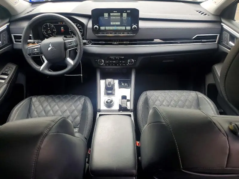 2023 MITSUBISHI OUTLANDER SEL  