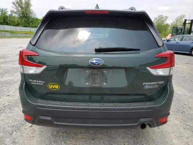 2022 SUBARU FORESTER LIMITED