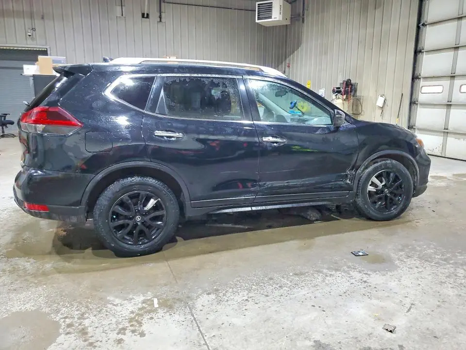 2018 NISSAN ROGUE SV  