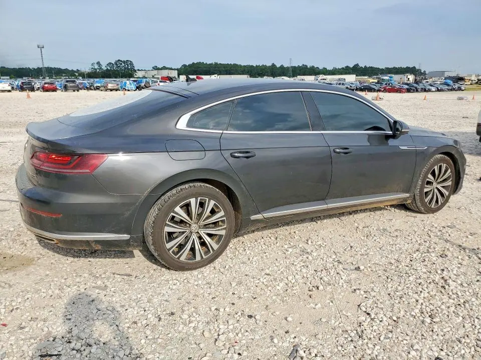 2019 VOLKSWAGEN ARTEON SE  