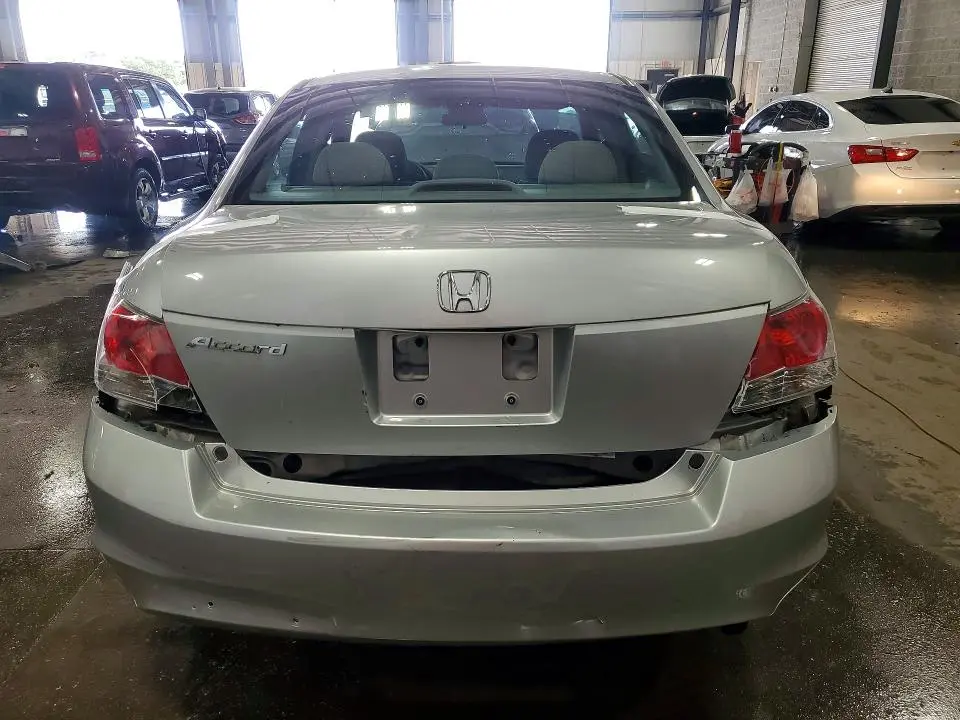 2010 HONDA ACCORD LX  
