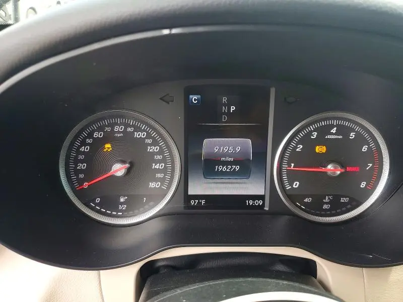 2016 MERCEDES-BENZ GLC 300  
