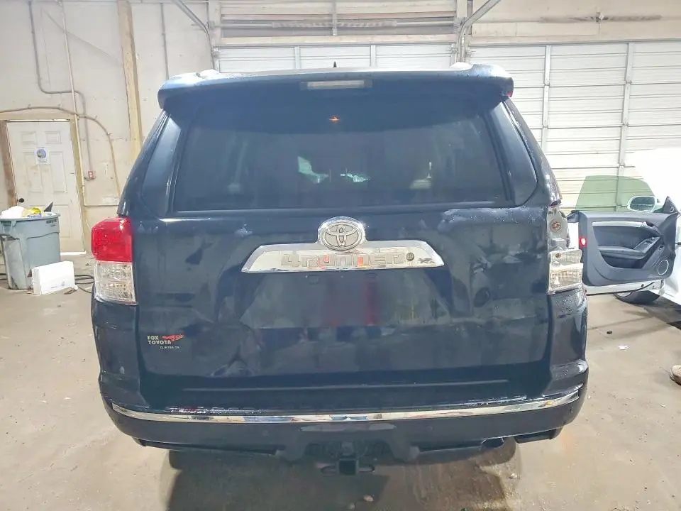 2012 TOYOTA 4RUNNER SR5  