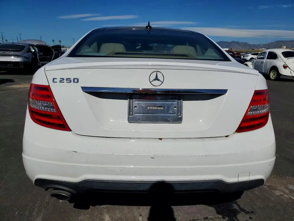 2015 MERCEDES-BENZ C 250  