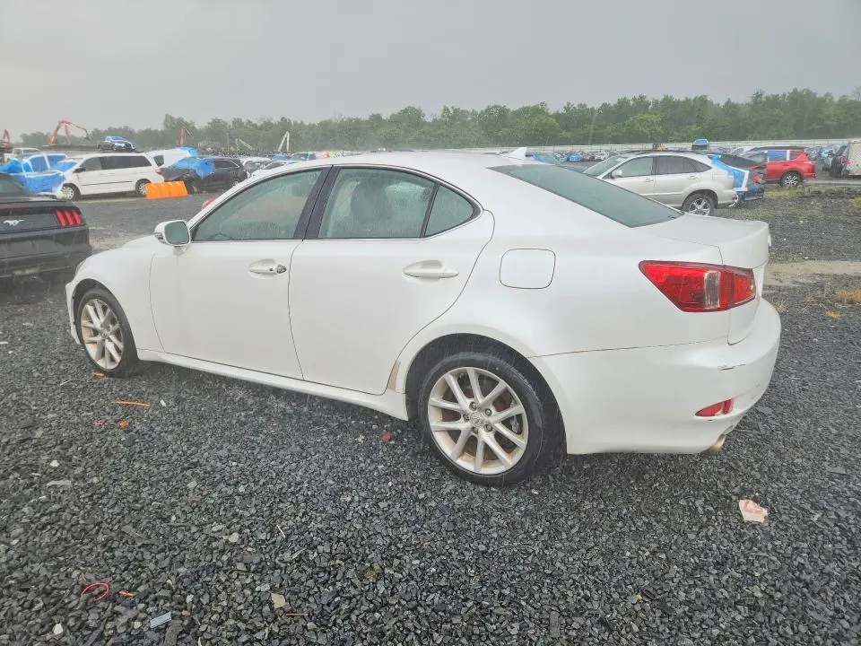 2011 LEXUS IS 250  