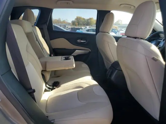 2017 JEEP CHEROKEE SPORT  