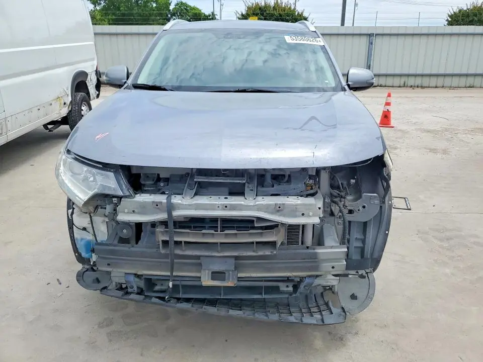 2017 MITSUBISHI OUTLANDER SE  
