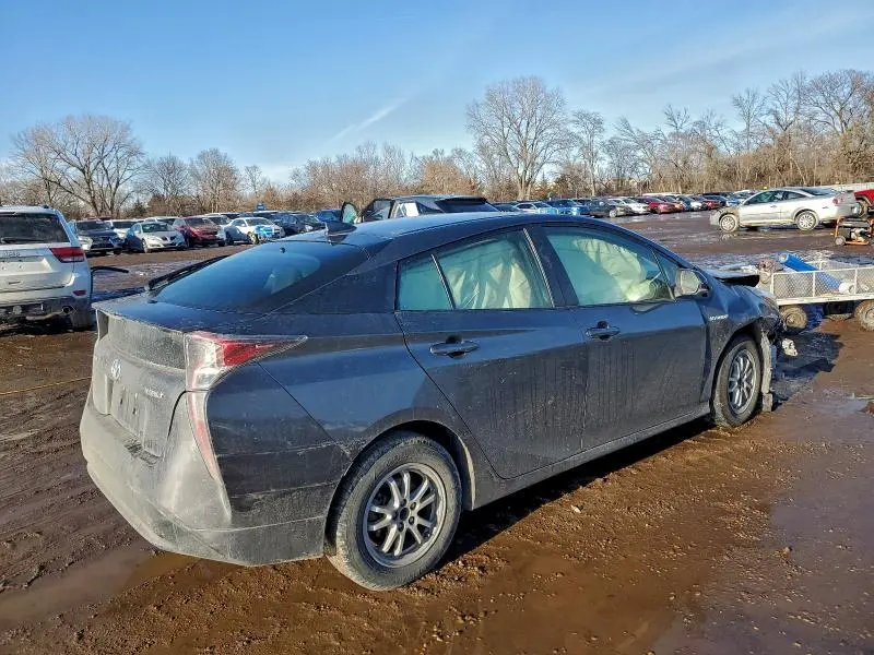 2016 TOYOTA PRIUS   